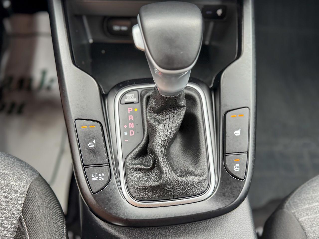 2021 Kia Soul EX/BSM/LANE ASSIST/CAMERA/2L/LOW KM/APPLE CARPLAY Photo