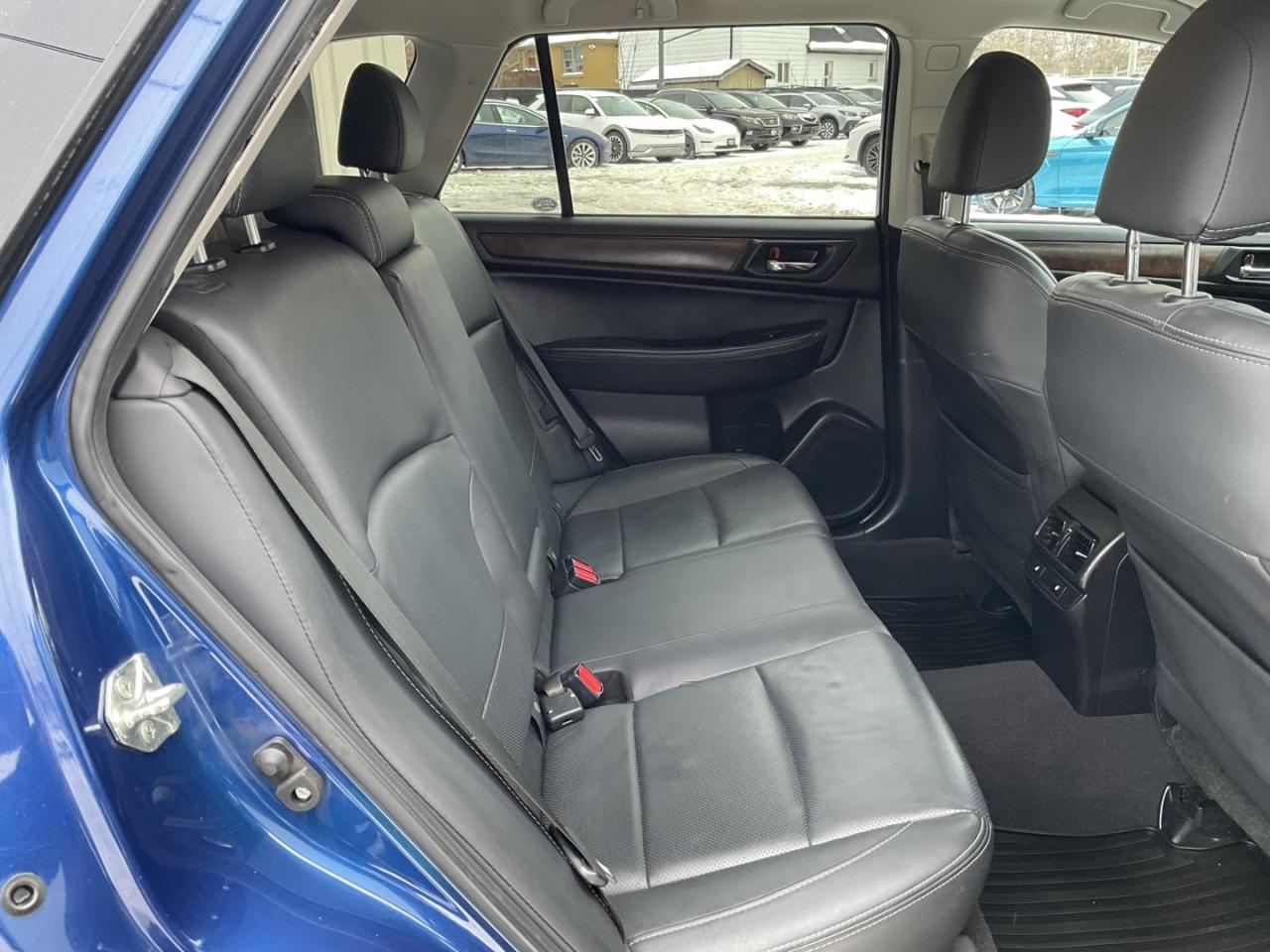 2016 Subaru Outback 3.6R Limited W/Tech Pkg - LTHR! NAV! BACK-UP CAM! Photo