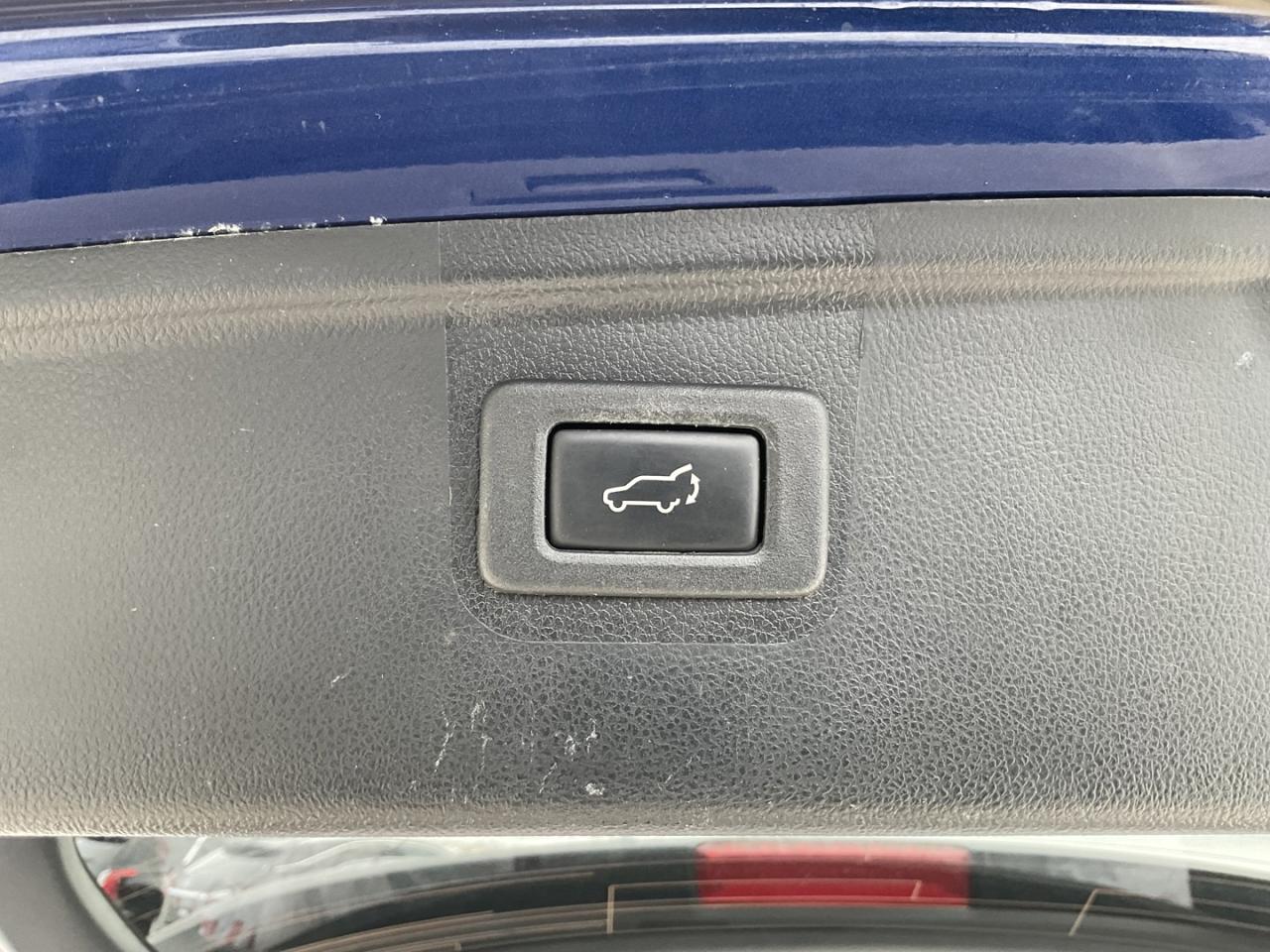 2016 Subaru Outback 3.6R Limited W/Tech Pkg - LTHR! NAV! BACK-UP CAM! Photo