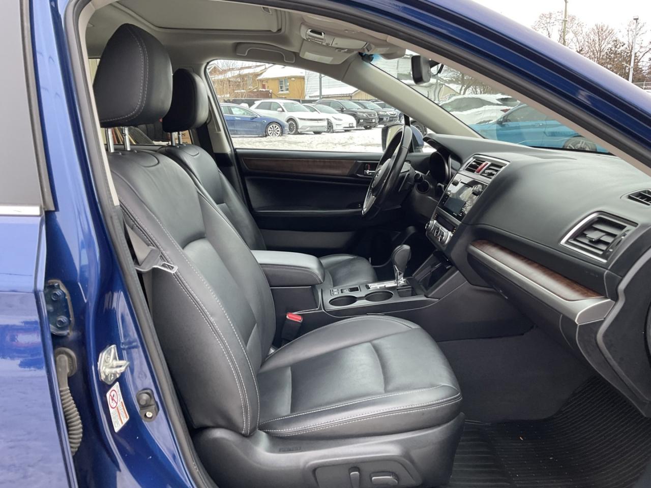 2016 Subaru Outback 3.6R Limited W/Tech Pkg - LTHR! NAV! BACK-UP CAM! Photo