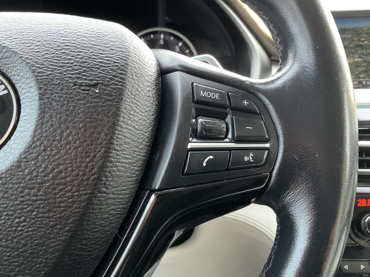 2016 BMW X5 xDrive35i - INDVIDUAL PKG! HUD! NAV! BACK-UP CAM! Photo