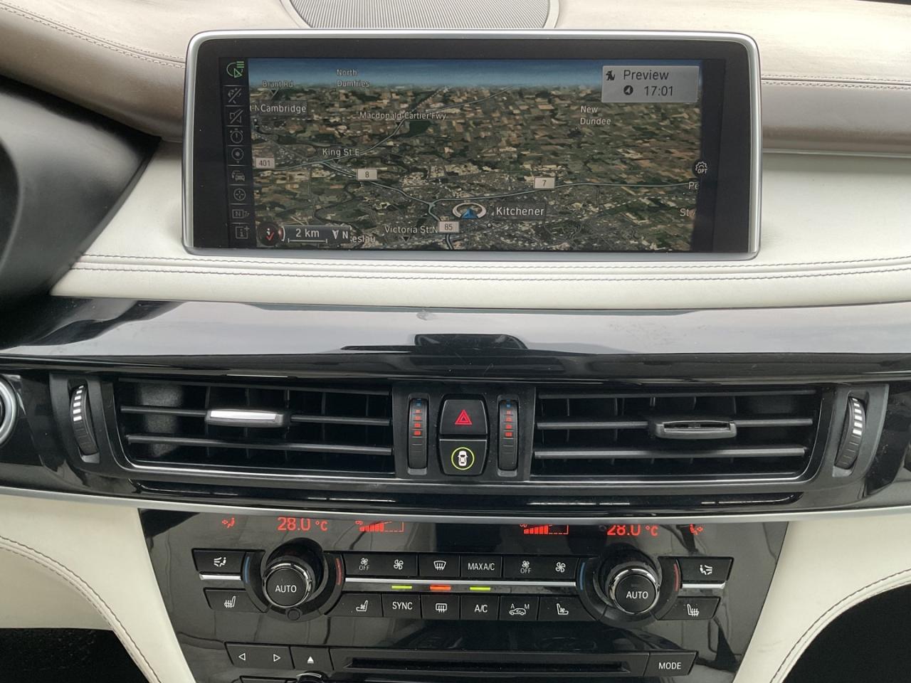 2016 BMW X5 xDrive35i - INDVIDUAL PKG! HUD! NAV! BACK-UP CAM! Photo