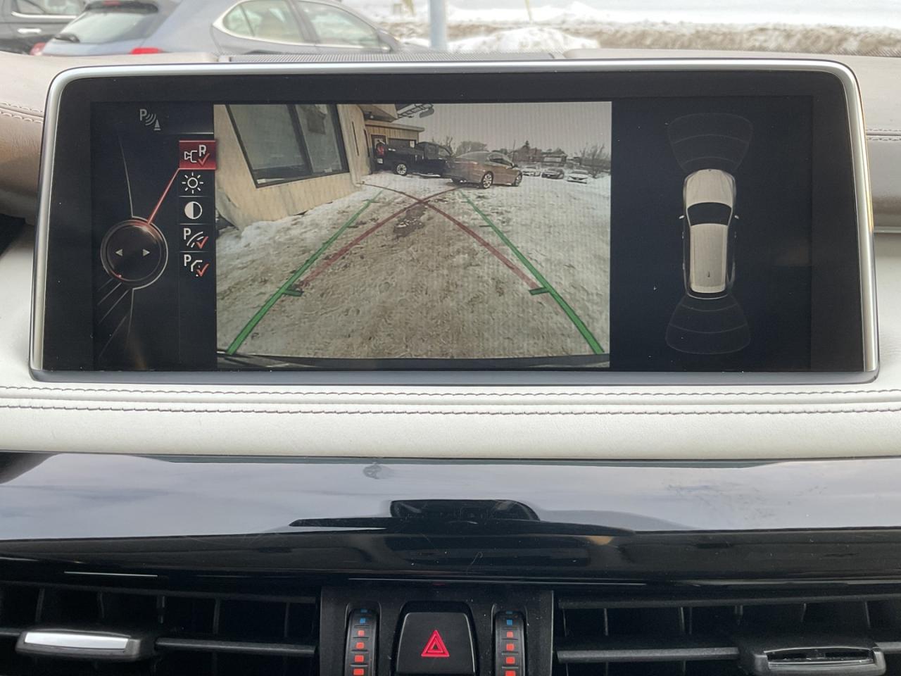 2016 BMW X5 xDrive35i - INDVIDUAL PKG! HUD! NAV! BACK-UP CAM! Photo