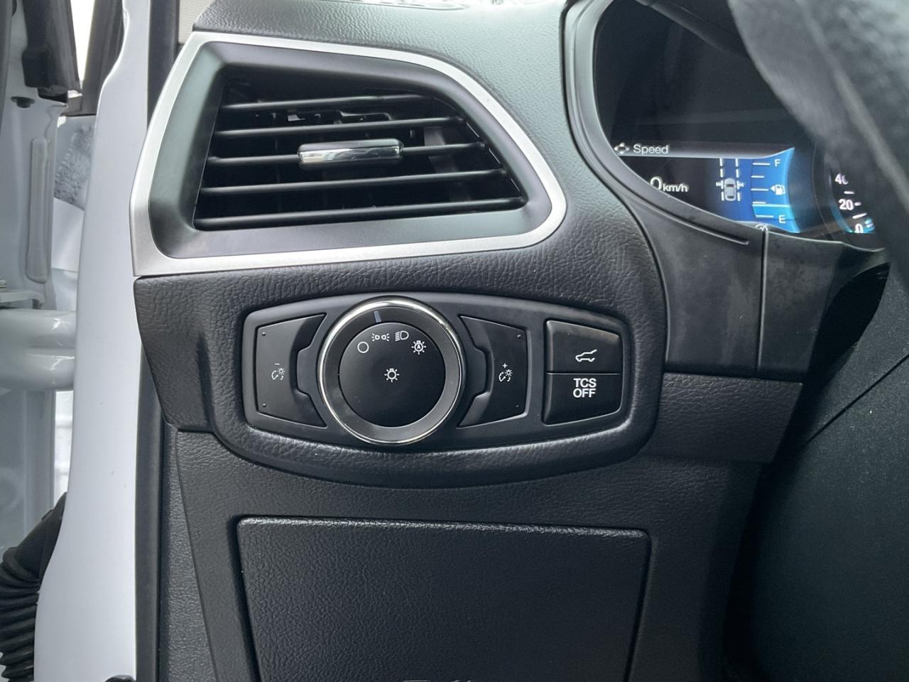 2023 Ford Edge SEL AWD - CAR PLAY! BACK-UP CAM! BSM! REMOTE START Photo