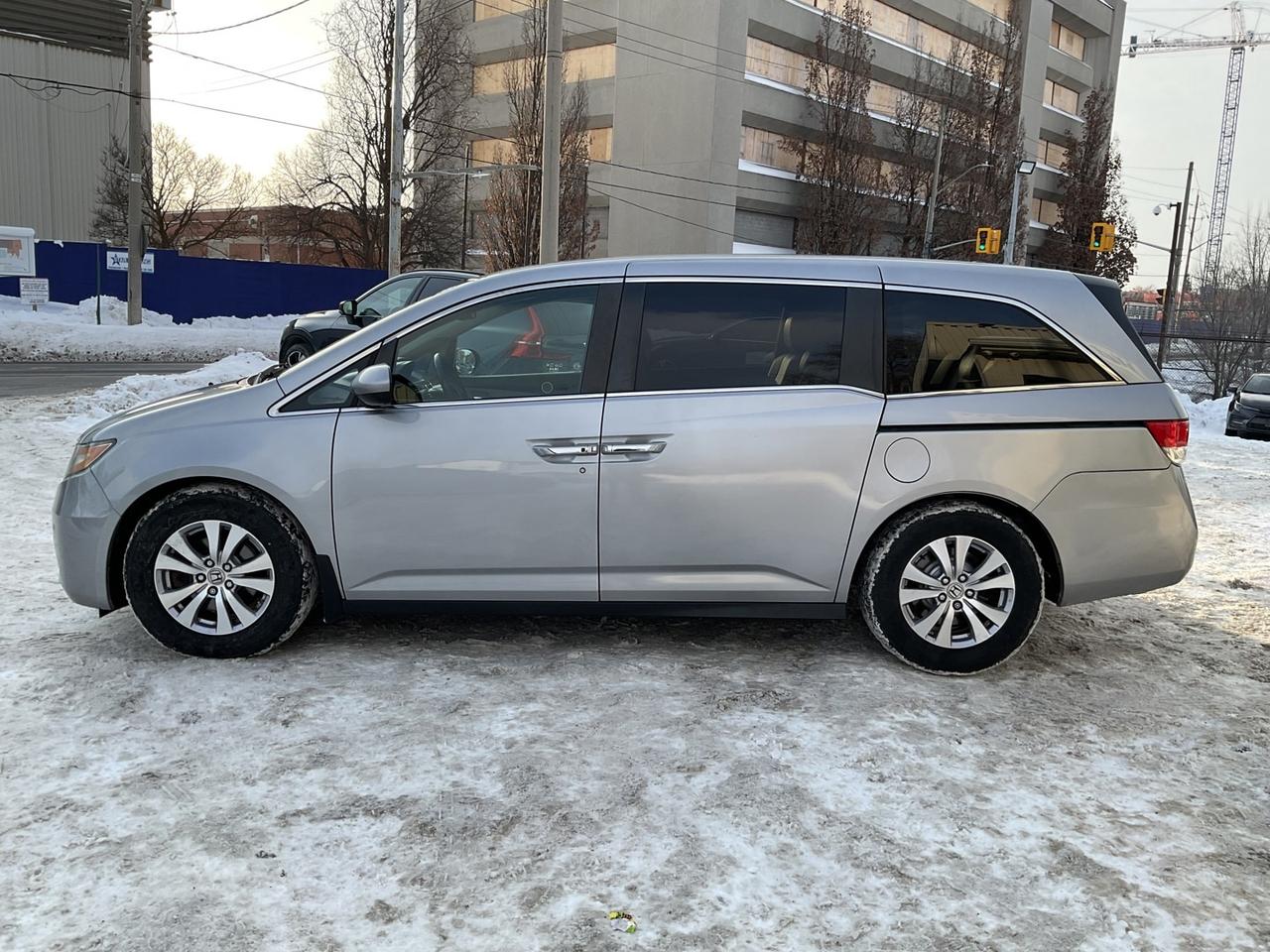 2017 Honda Odyssey EX-L w/Navigation - LTHR! DVD! BACK-UP/BLIND-SPOT Photo