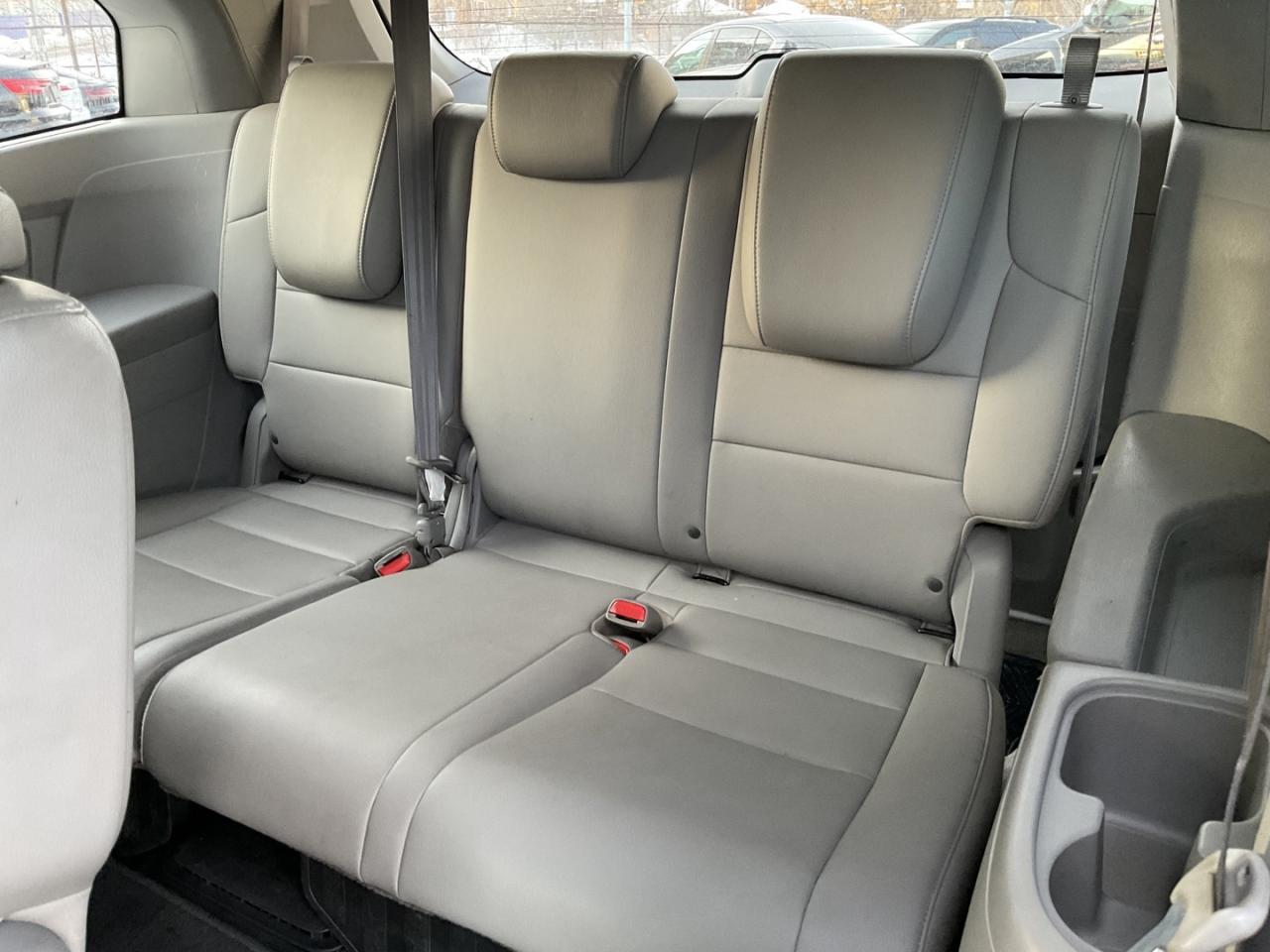 2017 Honda Odyssey EX-L w/Navigation - LTHR! DVD! BACK-UP/BLIND-SPOT Photo