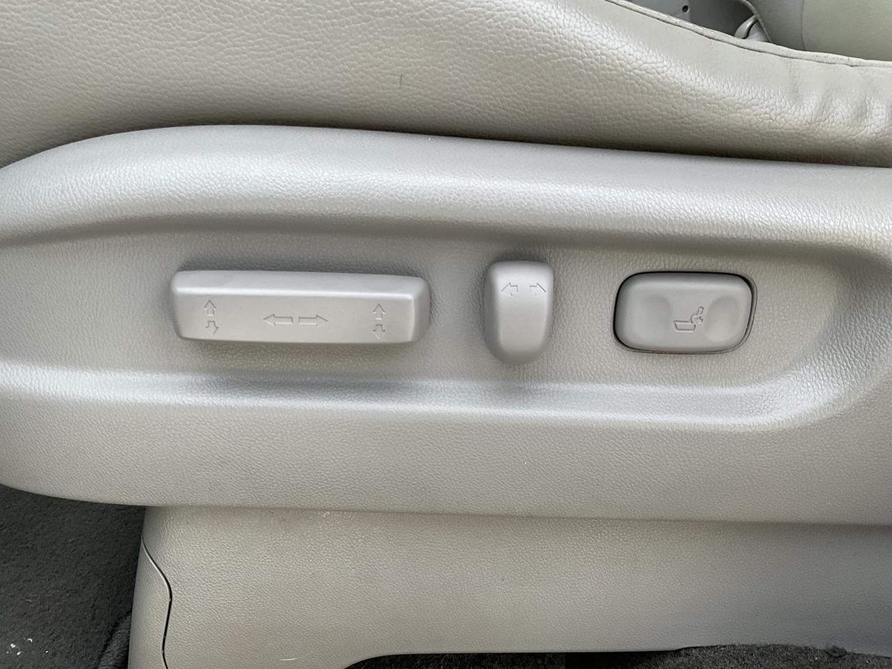 2017 Honda Odyssey EX-L w/Navigation - LTHR! DVD! BACK-UP/BLIND-SPOT Photo