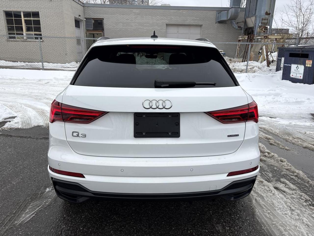 2022 Audi Q3 Progressiv Photo2