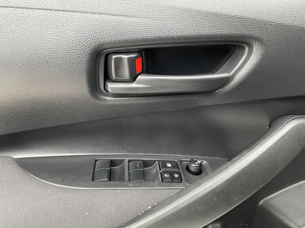 2023 Toyota Corolla Hybrid LE - ALLOYS! CAR PLAY! BACK-UP CAM! BSM! SA Photo