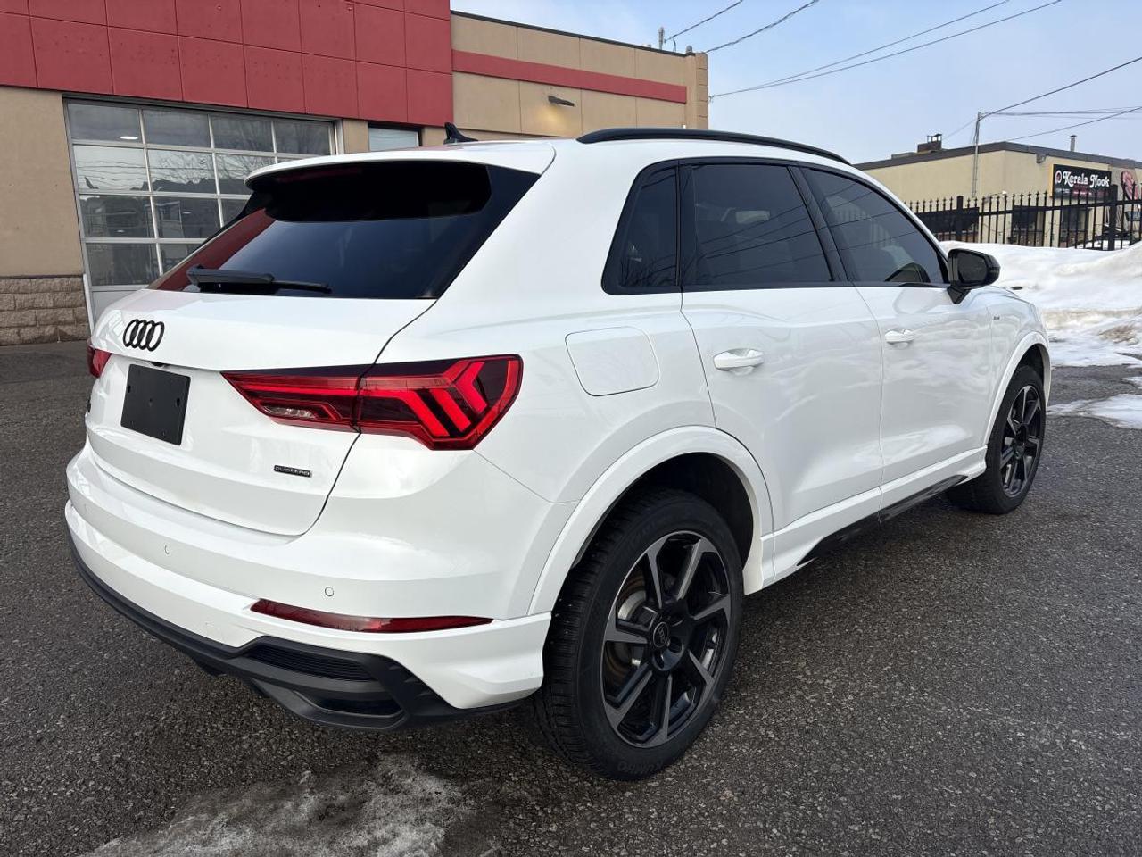 2024 Audi Q3 Progressiv w/2 Sets of Tires Clean Carfax Photo