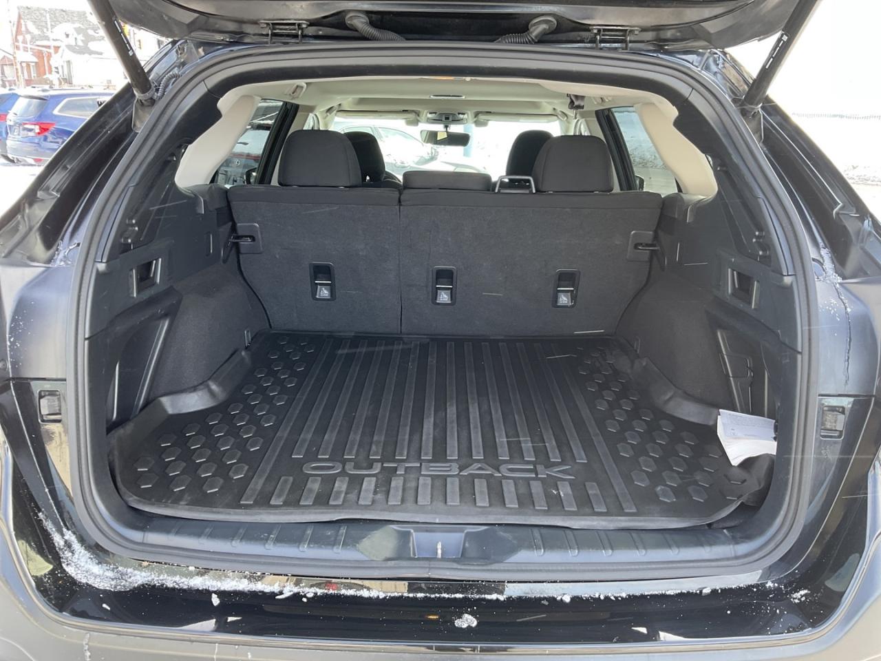 2022 Subaru Outback Touring - EYE SIGHT! BACK-UP CAM! BSM! SUNROOF! Photo