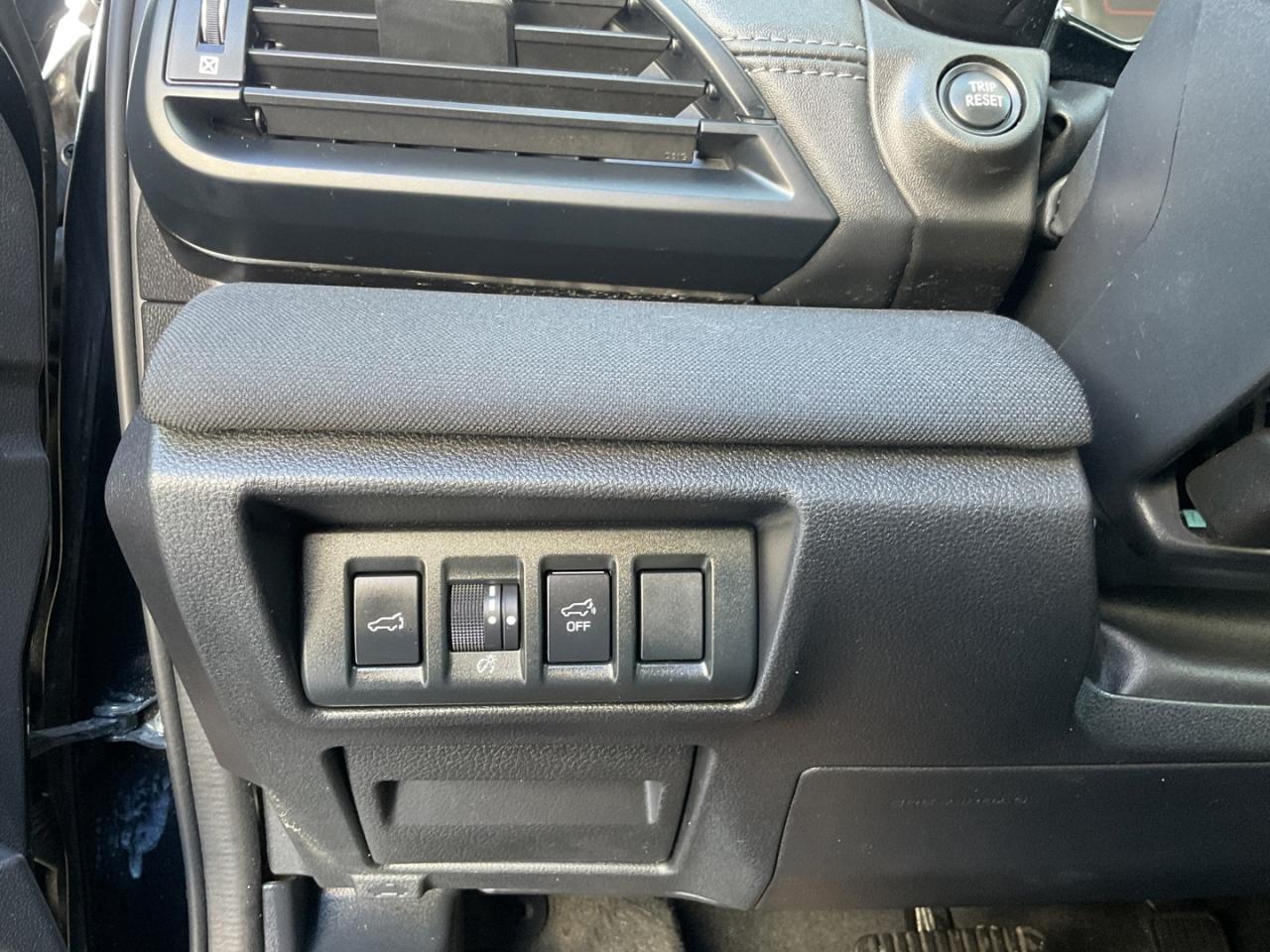 2022 Subaru Outback Touring - EYE SIGHT! BACK-UP CAM! BSM! SUNROOF! Photo