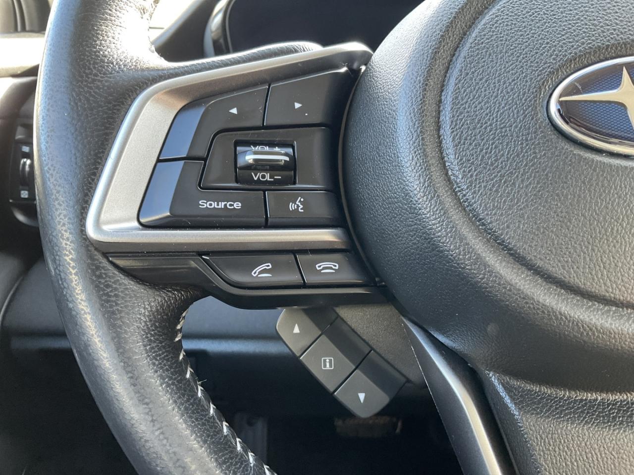 2022 Subaru Outback Touring - EYE SIGHT! BACK-UP CAM! BSM! SUNROOF! Photo