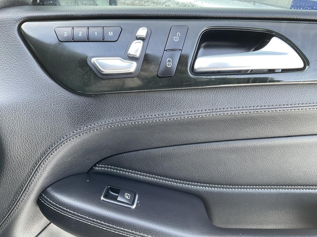 2018 Mercedes-Benz GLE GLE 550 - NAV! 360 CAM! BSM! PANO ROOF! H/K AUDIO! Photo