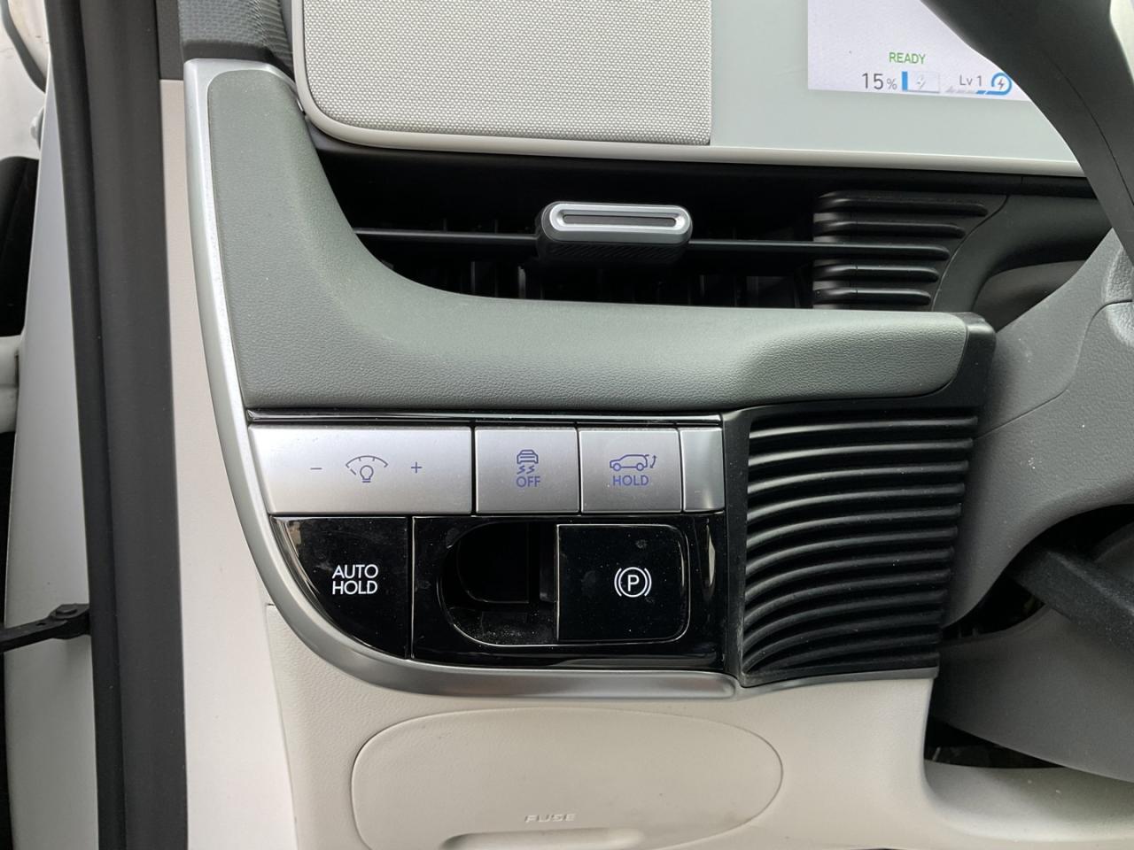 2024 Hyundai IONIQ 5 LONG RANGE AWD W/ LUX PKG - LTHR! HUD! NAV! 360 CA Photo