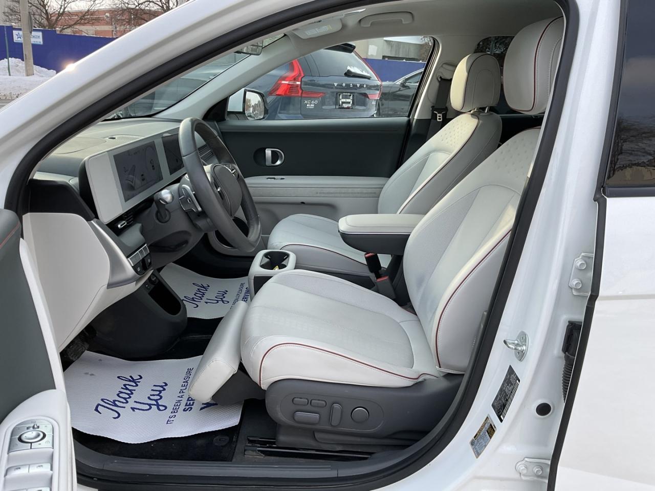 2024 Hyundai IONIQ 5 LONG RANGE AWD W/ LUX PKG - LTHR! HUD! NAV! 360 CA Photo