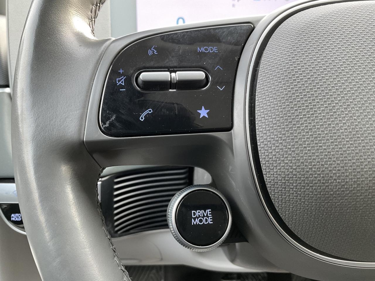 2024 Hyundai IONIQ 5 LONG RANGE AWD W/ LUX PKG - LTHR! HUD! NAV! 360 CA Photo