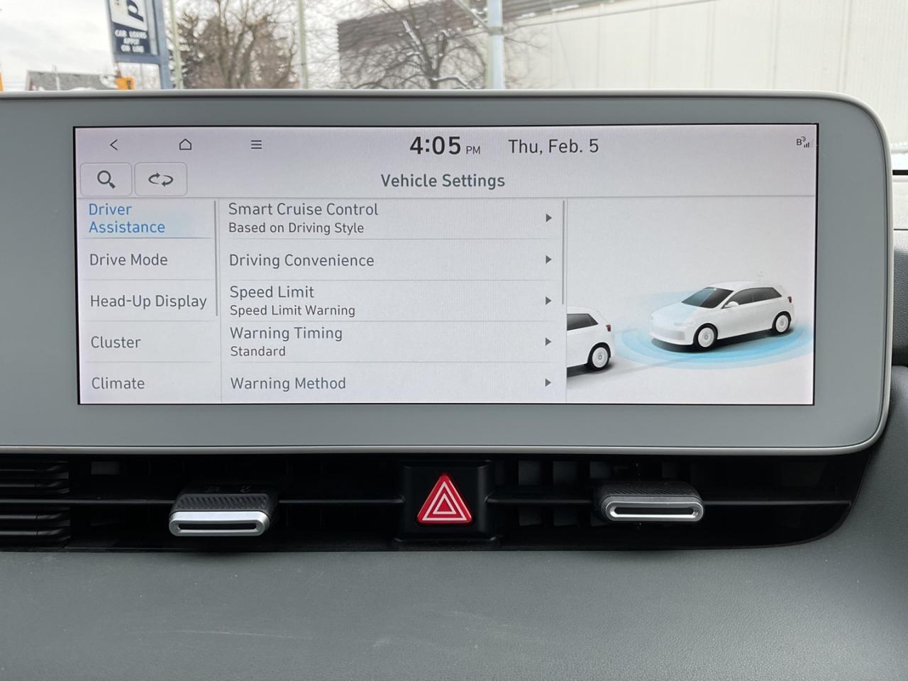 2024 Hyundai IONIQ 5 LONG RANGE AWD W/ LUX PKG - LTHR! HUD! NAV! 360 CA Photo