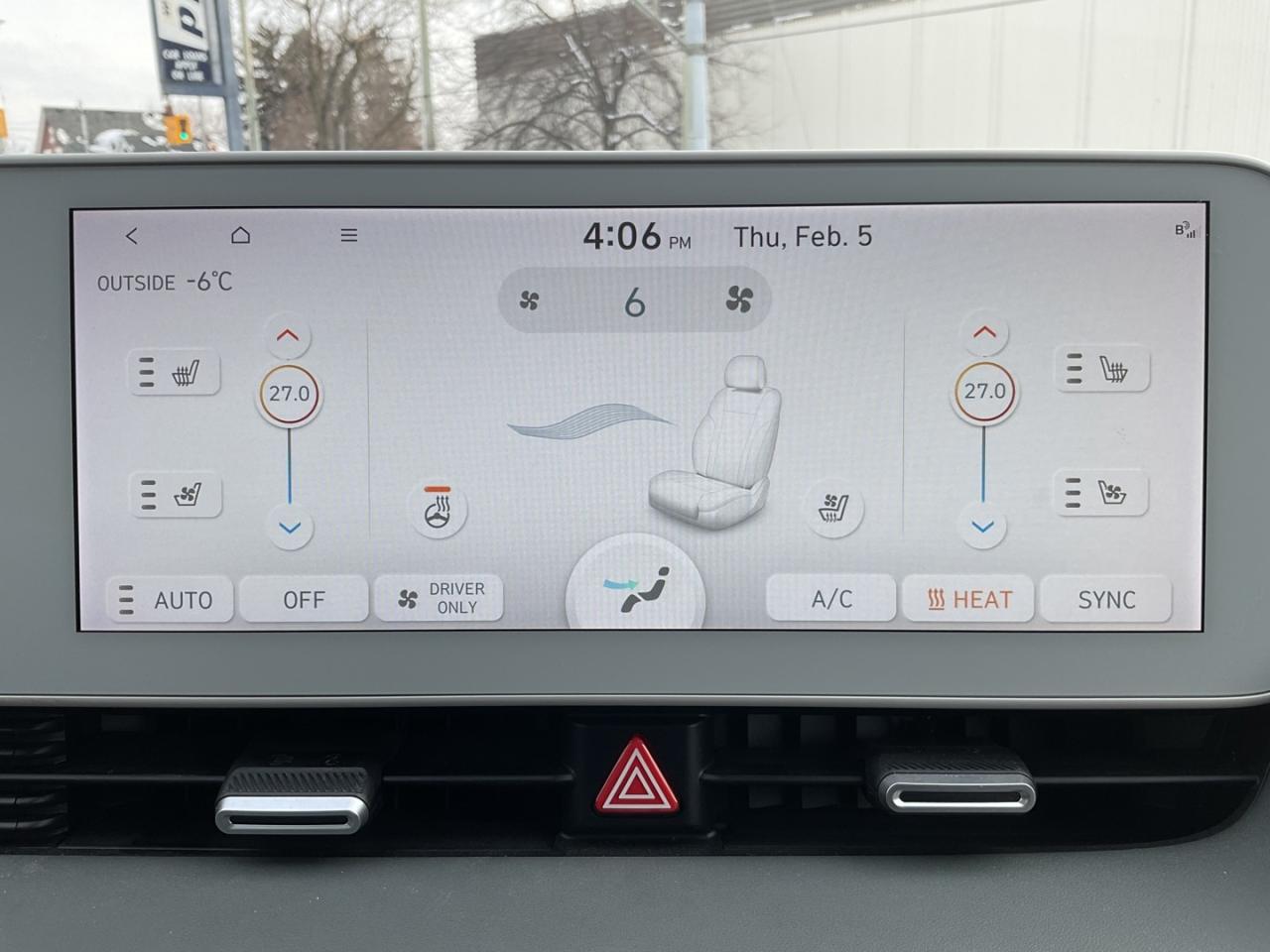 2024 Hyundai IONIQ 5 LONG RANGE AWD W/ LUX PKG - LTHR! HUD! NAV! 360 CA Photo