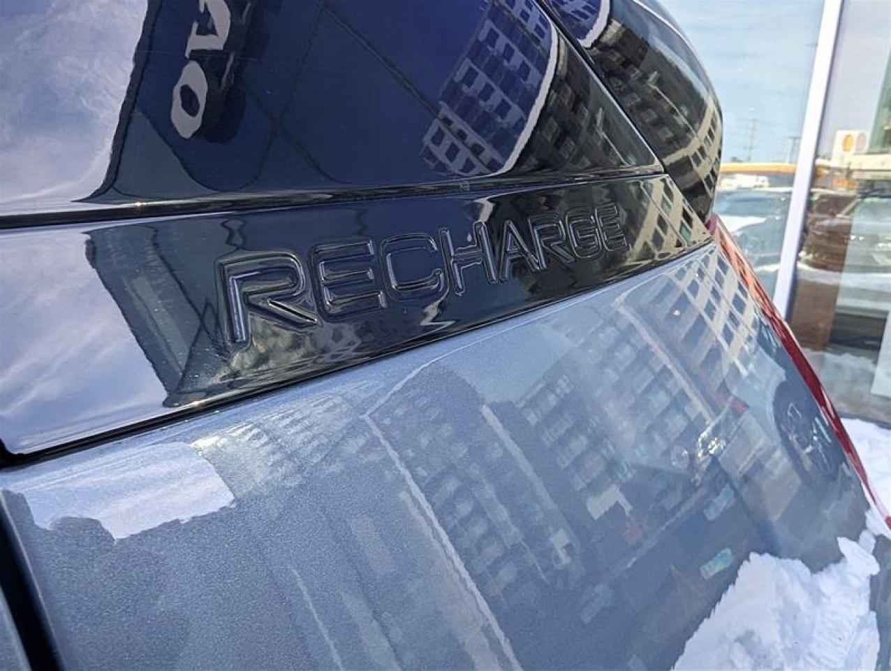 2022 Volvo XC40 Recharge Plus Photo