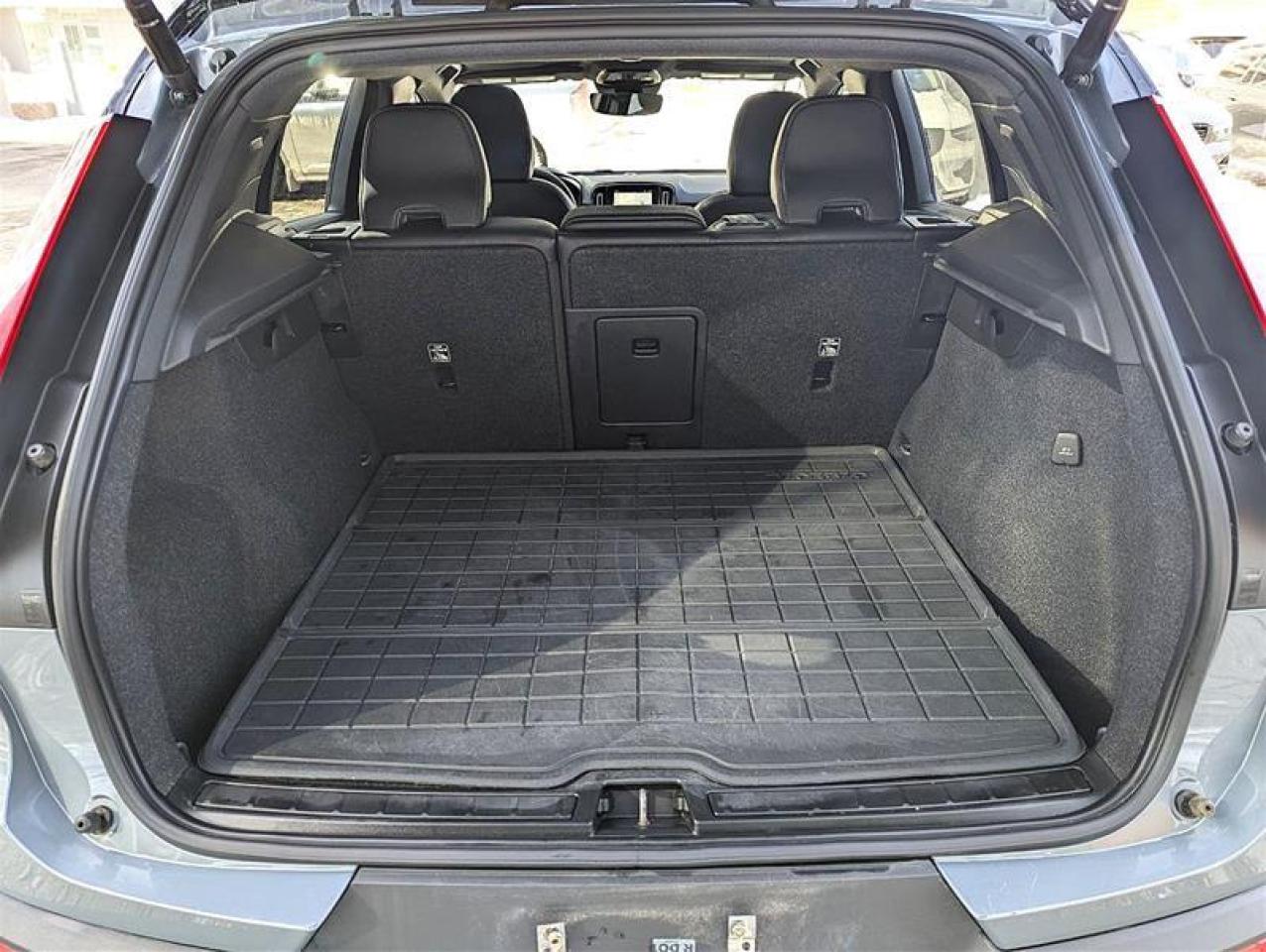 2022 Volvo XC40 Recharge Plus Photo