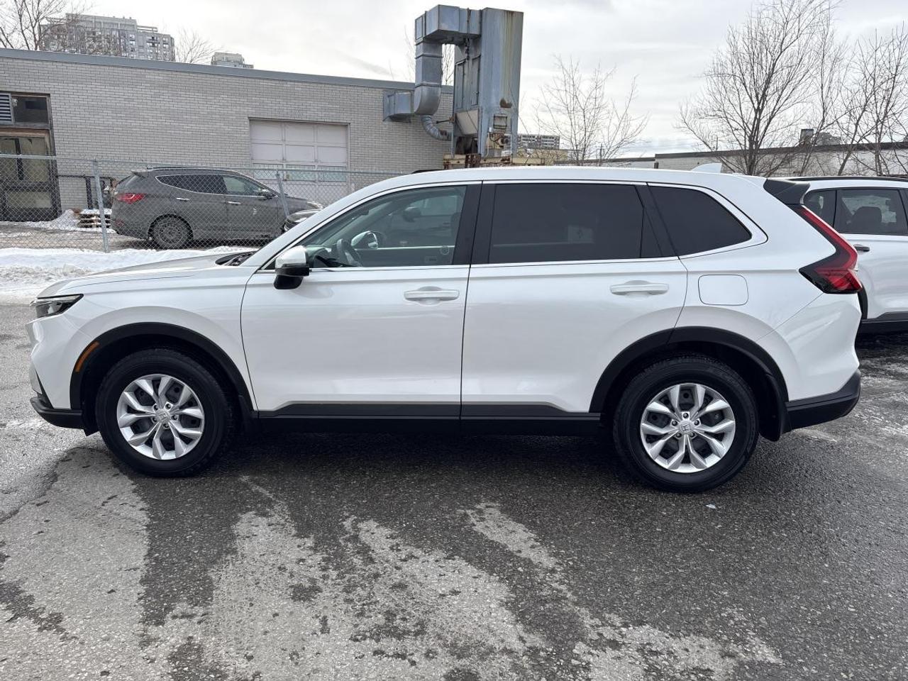 2025 Honda CR-V LX Honda Certified With 7YRS/160K Warranty Photo4