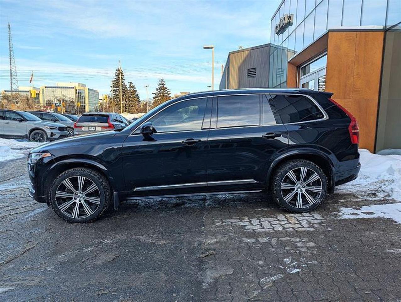 2024 Volvo XC90 Recharge T8 eAWD PHEV Plus Bright Theme 7-Seater Photo