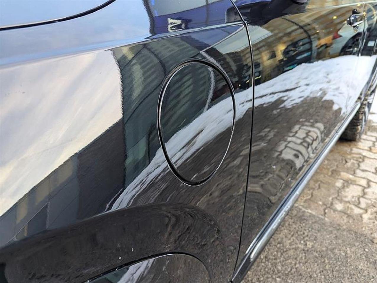 2024 Volvo XC90 Recharge T8 eAWD PHEV Plus Bright Theme 7-Seater Photo