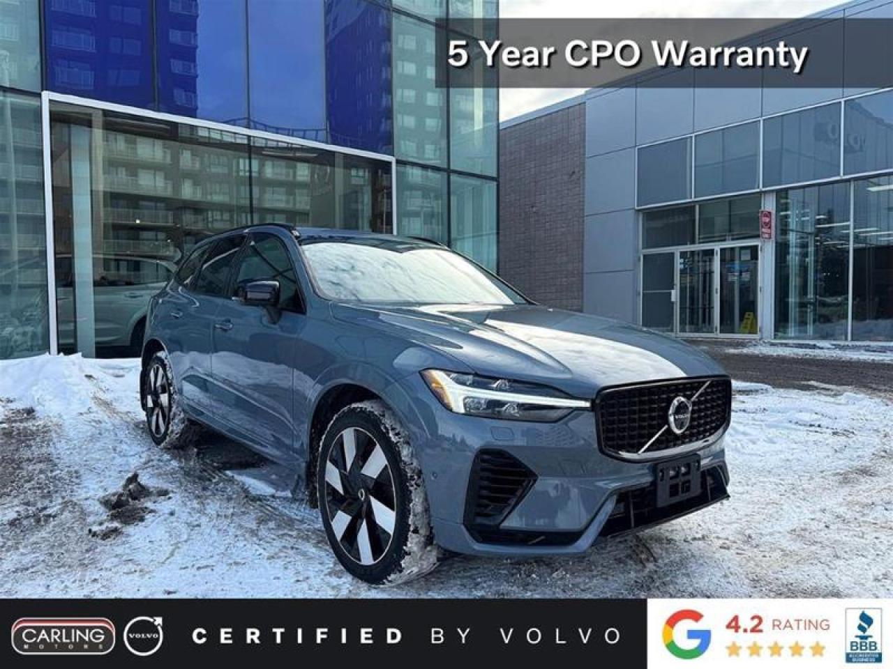 2024 Volvo XC60 Recharge T8 eAWD PHEV Plus Dark Theme Photo