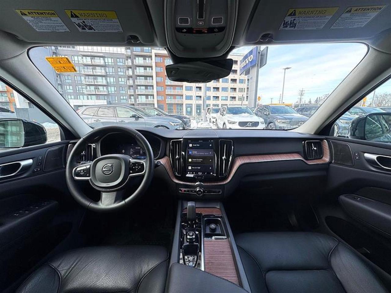 2024 Volvo XC60 Recharge T8 eAWD PHEV Plus Dark Theme Photo