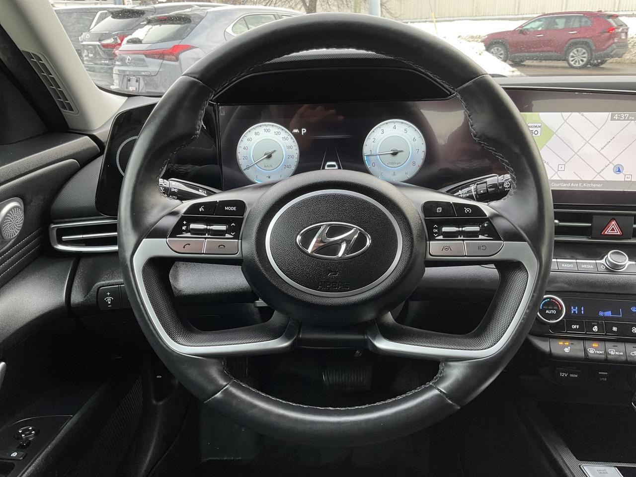 2023 Hyundai Elantra Preferred W/Tech Pkg -NAV! BACK-UP CAM! BSM! SUNRO Photo
