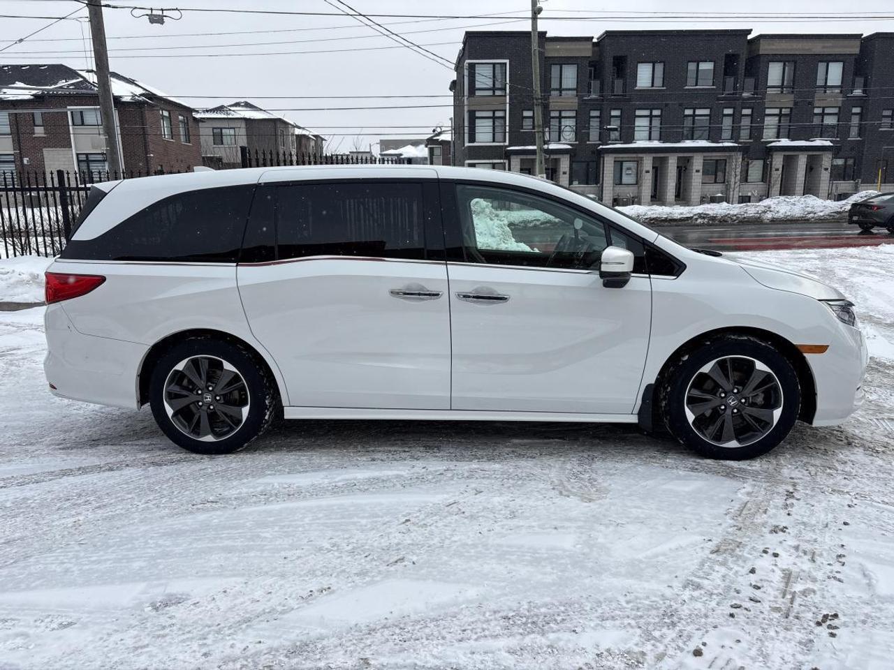 2023 Honda Odyssey Touring Photo