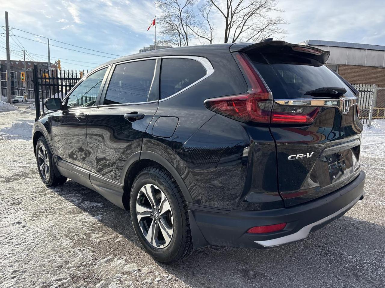 2021 Honda CR-V LX Includes Winter/Summer Tires! Photo3