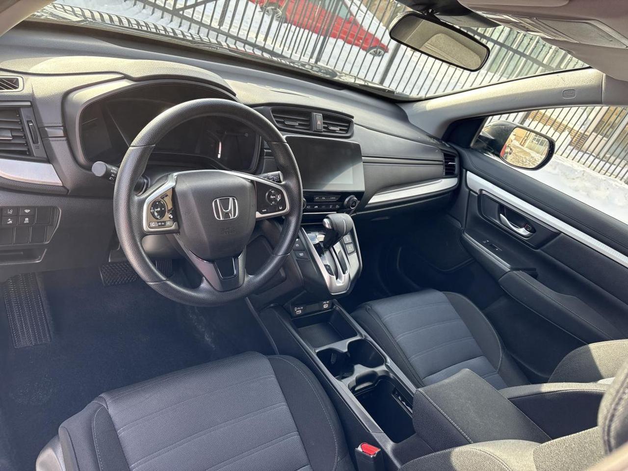 2021 Honda CR-V LX Includes Winter/Summer Tires! Photo