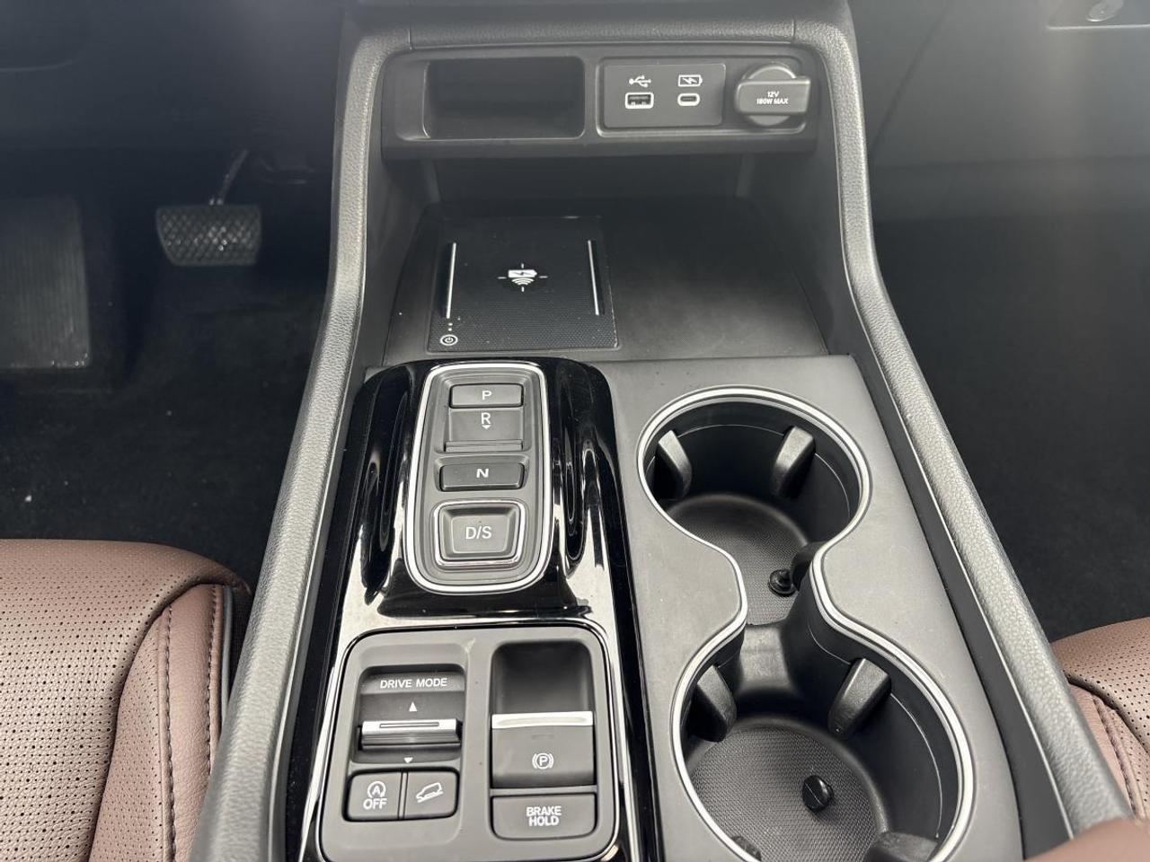 2025 Honda Pilot Touring Honda Certified With 7YR/160K Warranty Photo