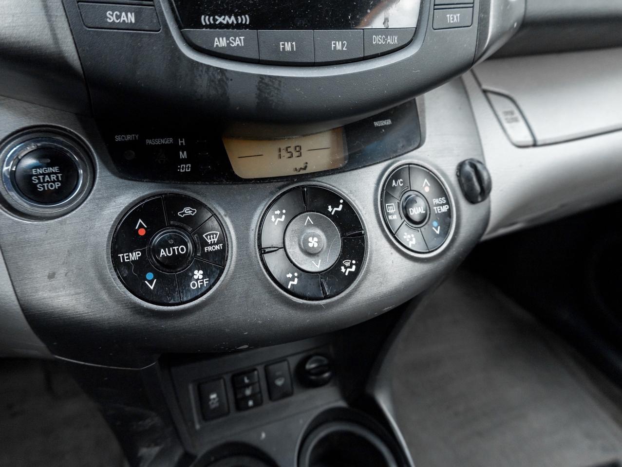 2009 Toyota RAV4 4WD V6 Limited, Leather, Sunroof, Camera Photo