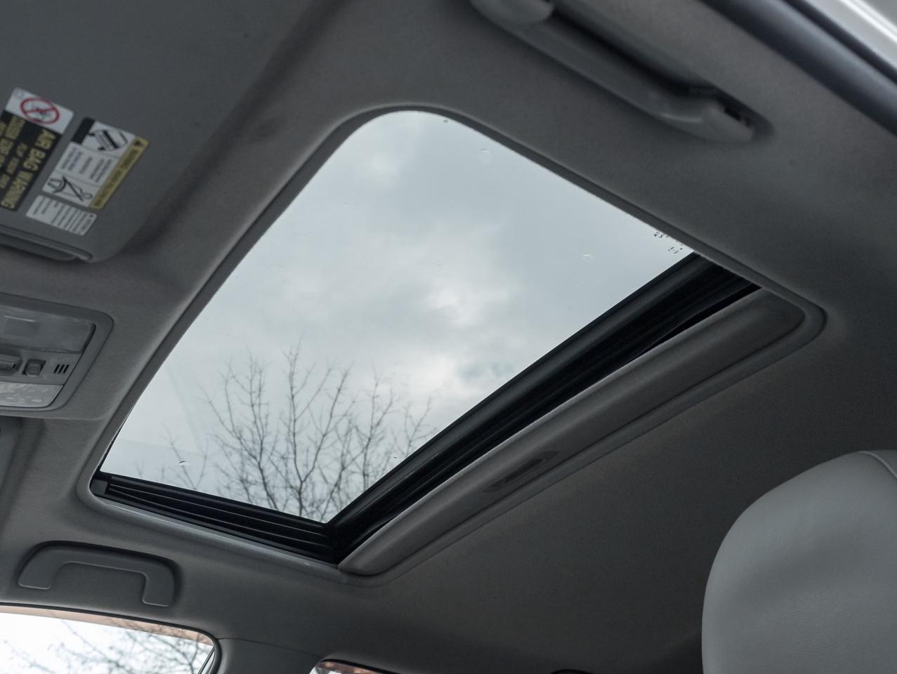 2009 Toyota RAV4 4WD V6 Limited, Leather, Sunroof, Camera Photo