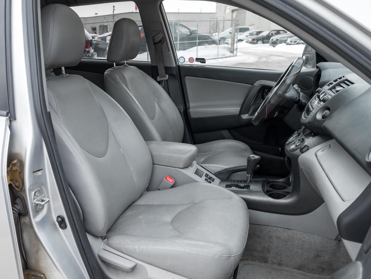 2009 Toyota RAV4 4WD V6 Limited, Leather, Sunroof, Camera Photo
