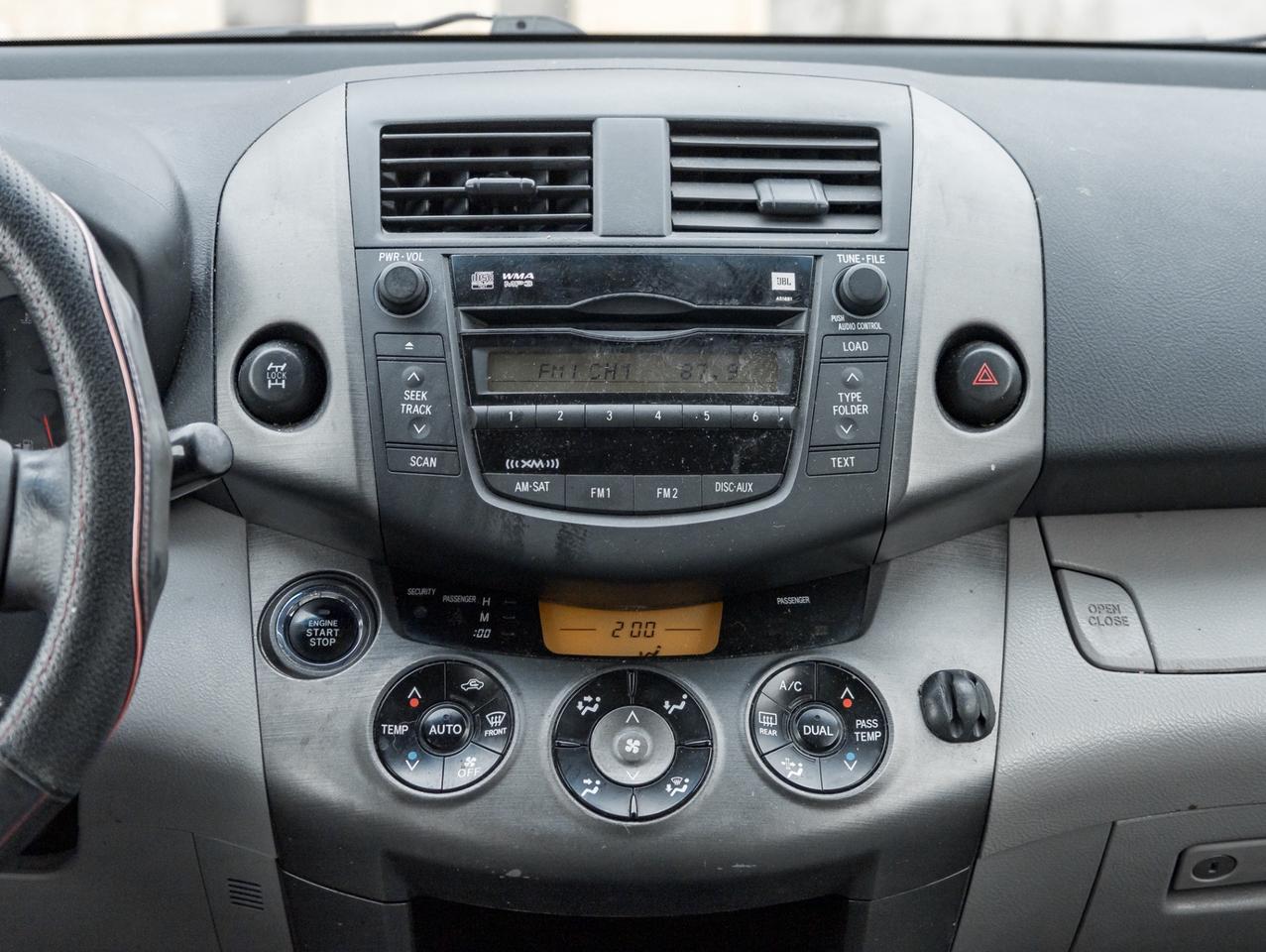 2009 Toyota RAV4 4WD V6 Limited, Leather, Sunroof, Camera Photo