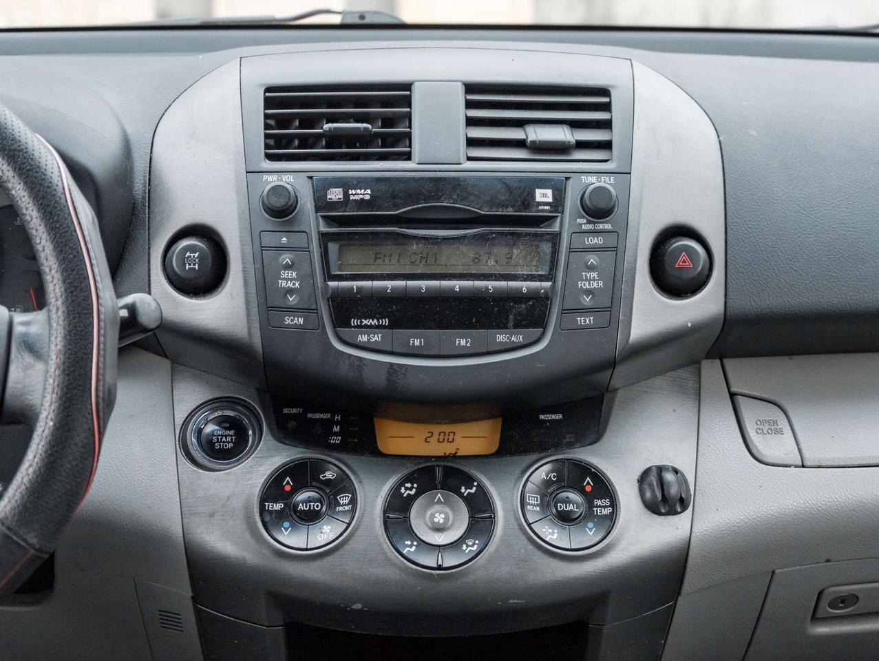 2009 Toyota RAV4 4WD V6 Limited, Leather, Sunroof, Camera Photo