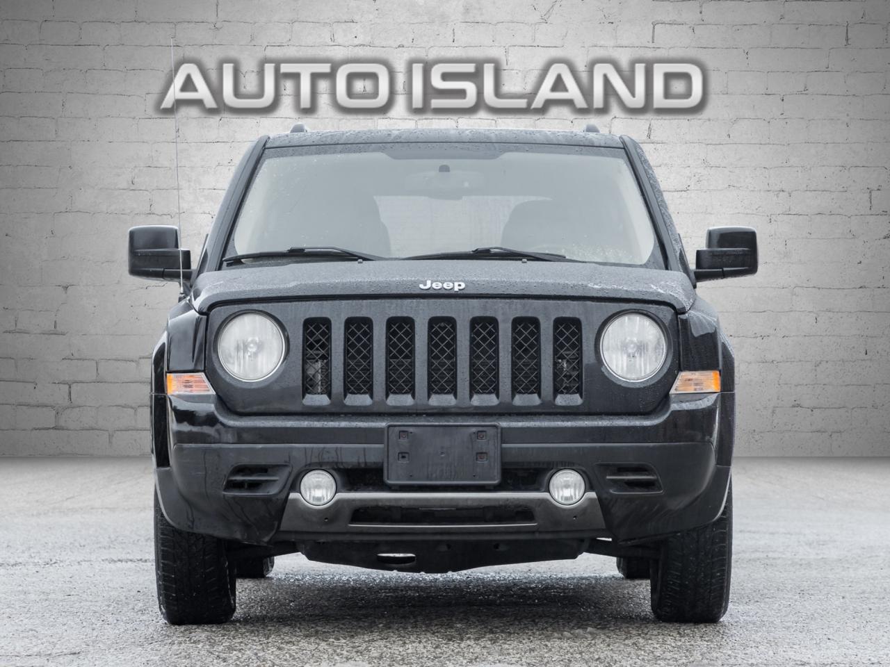 2012 Jeep Patriot FWD Limited, Leather, Sunroof Photo