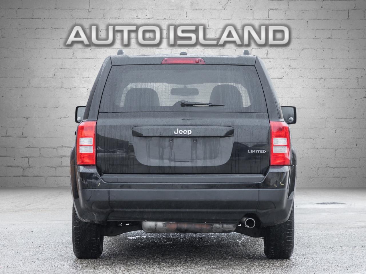 2012 Jeep Patriot FWD Limited, Leather, Sunroof Photo