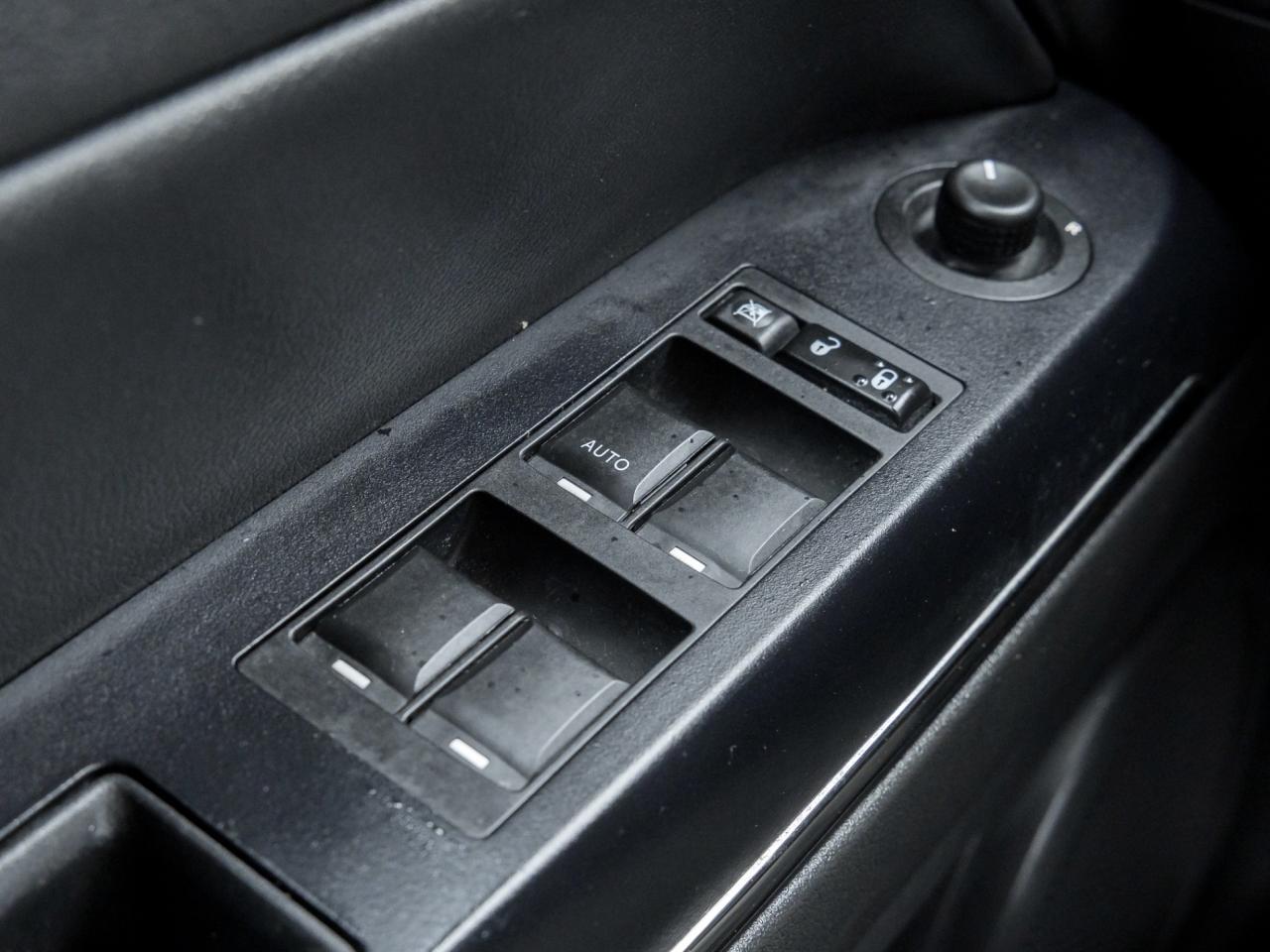 2012 Jeep Patriot FWD Limited, Leather, Sunroof Photo