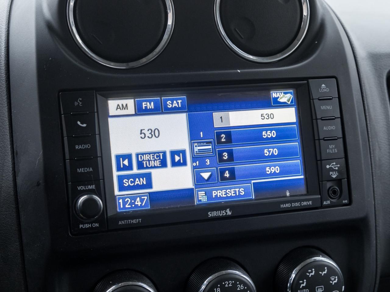 2012 Jeep Patriot FWD Limited, Leather, Sunroof Photo