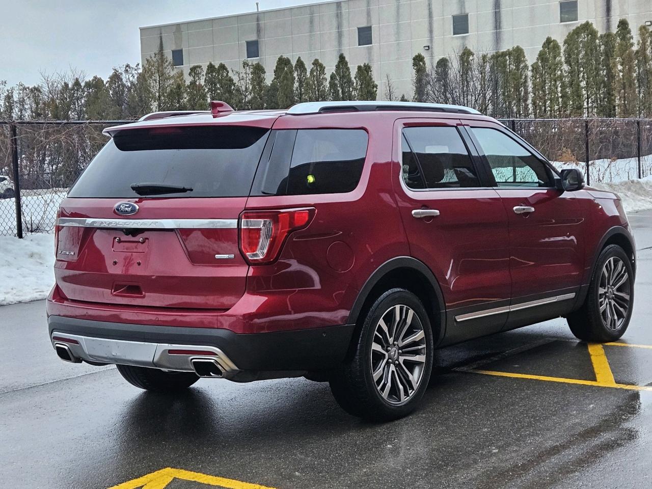 2016 Ford Explorer 4WD 4DR PLATINUM Photo3