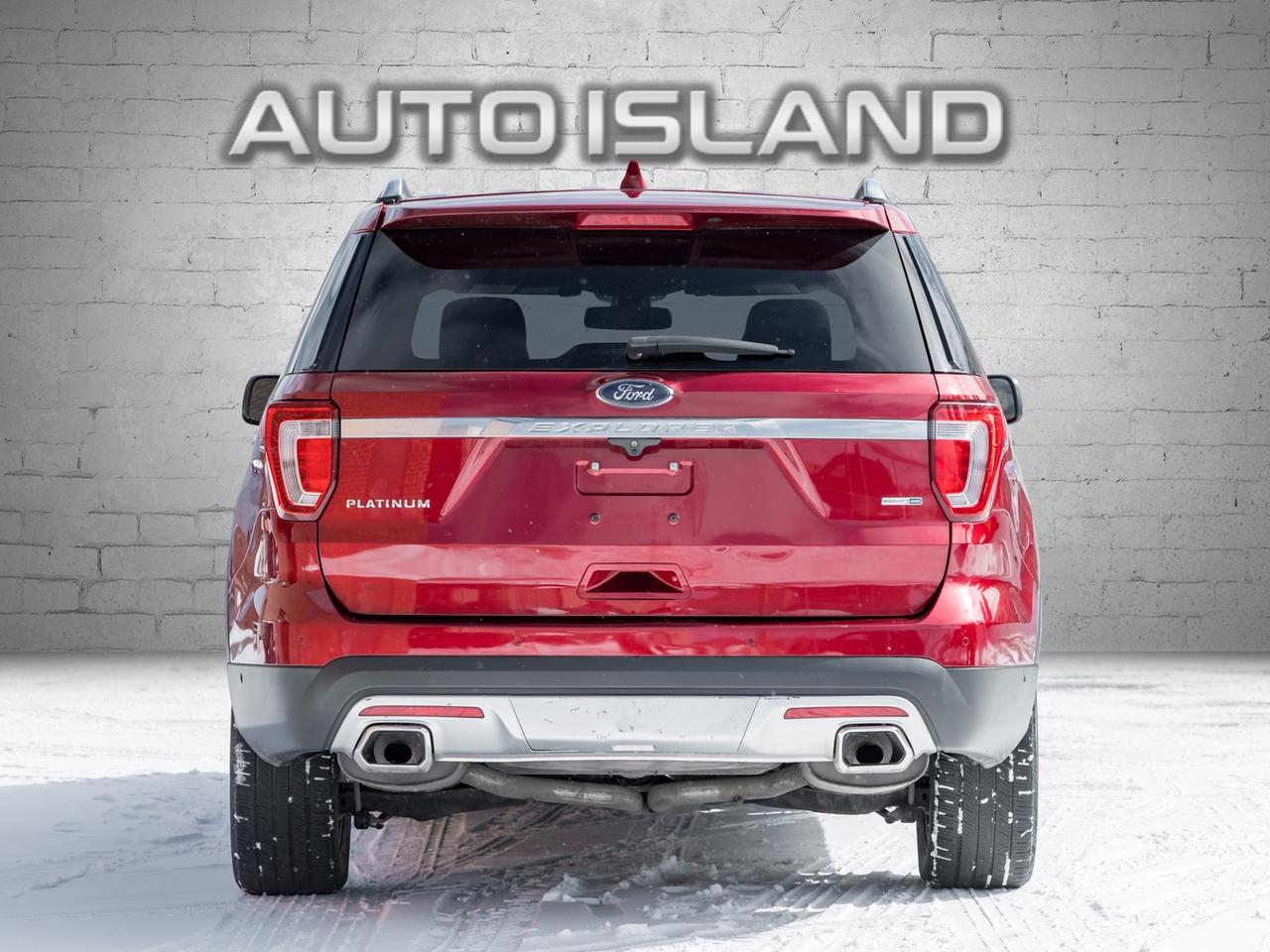 2016 Ford Explorer 4WD, Platinum, Nav, Camera, Leather, Sunroof, No a Photo