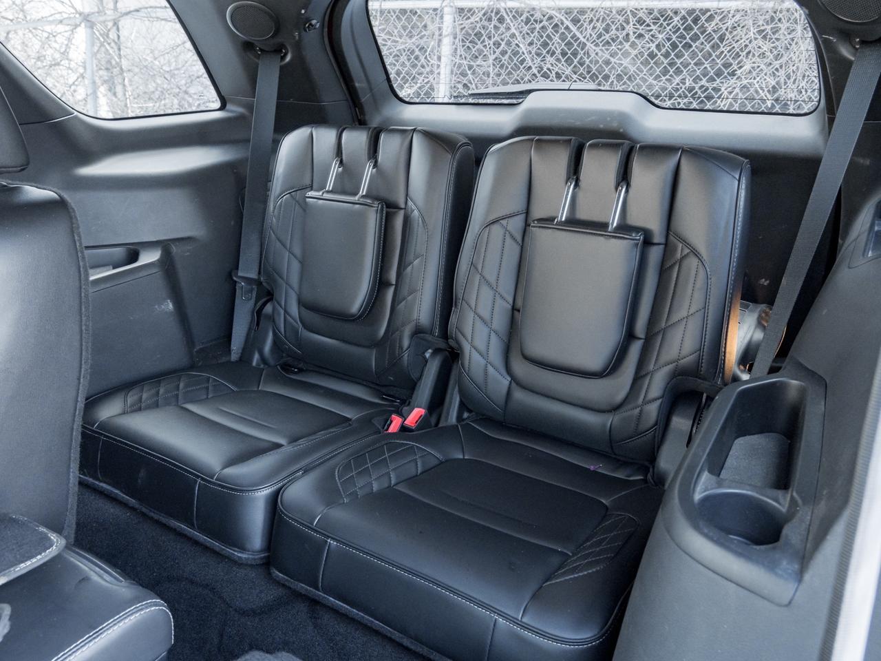 2016 Ford Explorer 4WD, Platinum, Nav, Camera, Leather, Sunroof, No a Photo