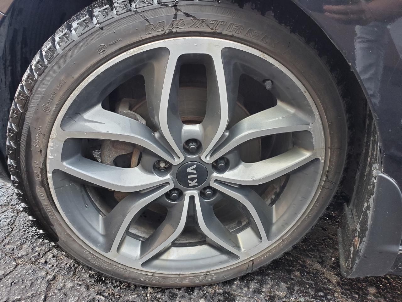 2016 Kia Forte Koup LEATHER   NAV   ROOF   CAM    ALL CREDIT APPROVED Photo4