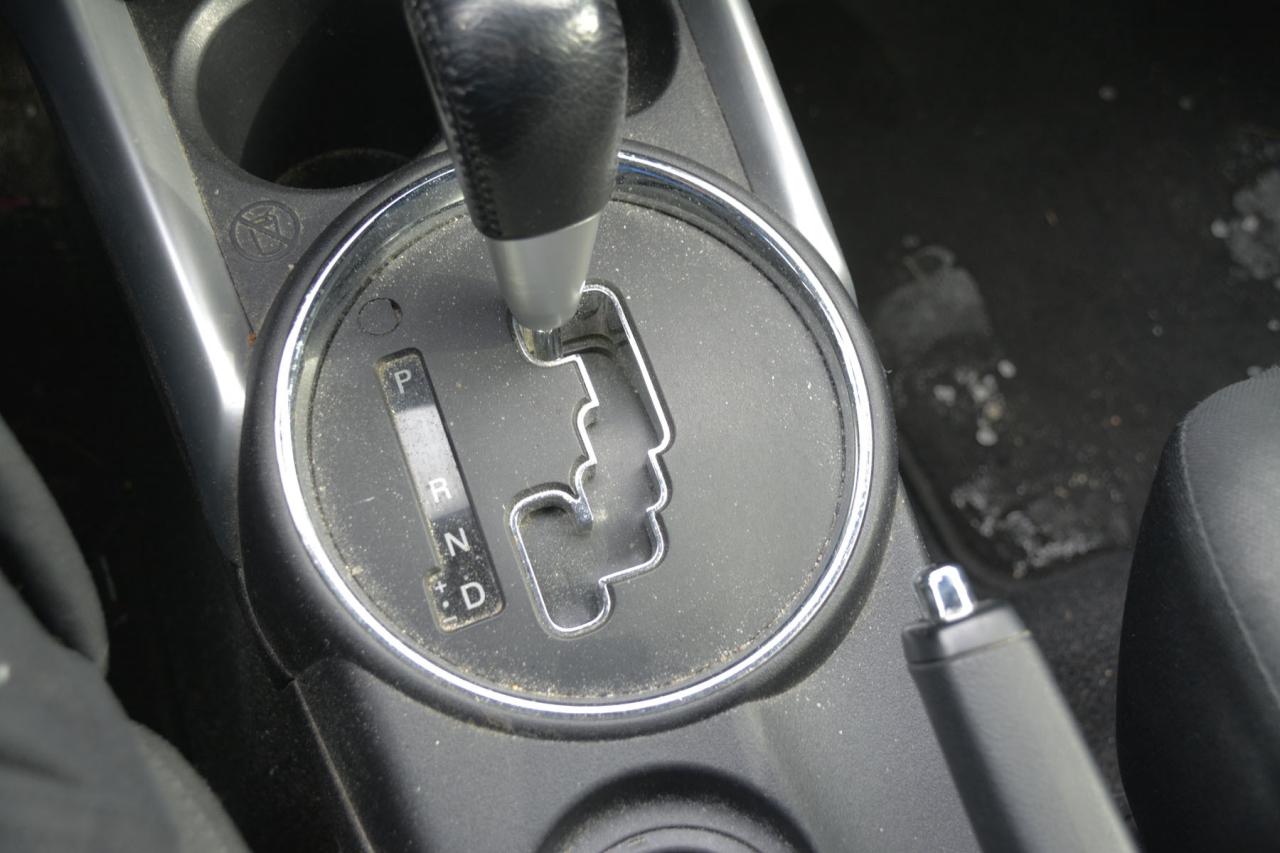 2011 Mitsubishi RVR ES Photo