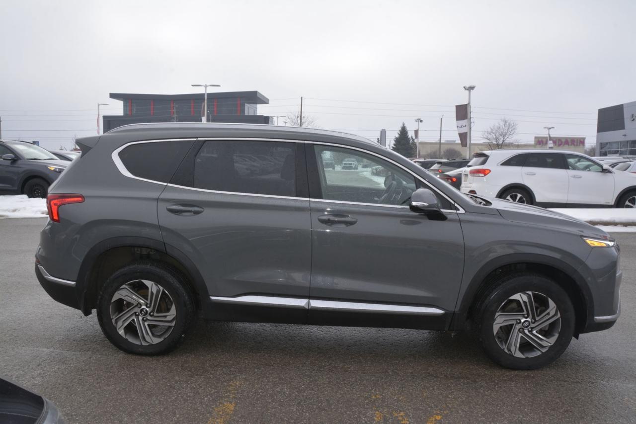 2023 Hyundai Santa Fe Preferred Photo
